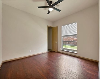 2245 Homestead Lane - Photo Thumbnail 18