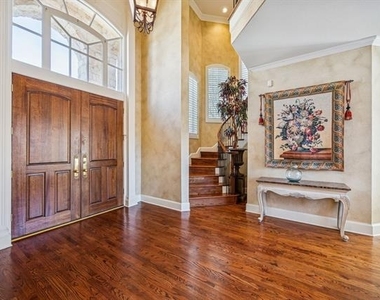 5012 Kirkland Court - Photo Thumbnail 2