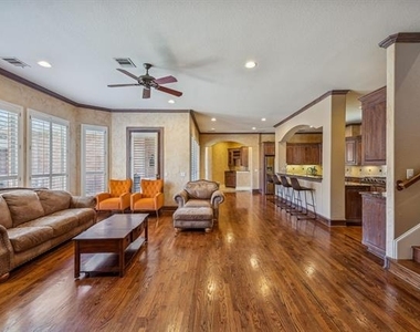 5012 Kirkland Court - Photo Thumbnail 13