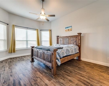 5490 Peregrine Lane - Photo Thumbnail 9