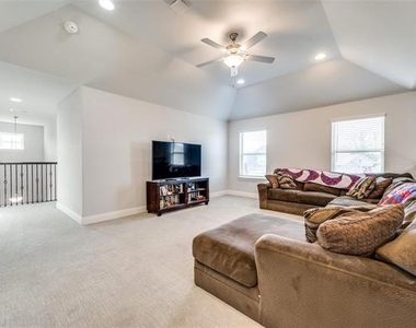 5490 Peregrine Lane - Photo Thumbnail 15