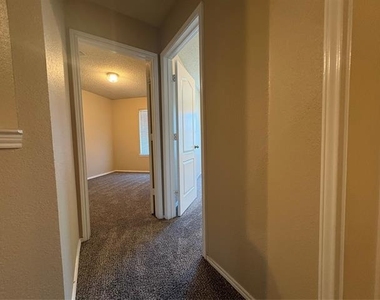5744 Giddyup Lane - Photo Thumbnail 37