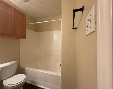 5744 Giddyup Lane - Photo Thumbnail 30