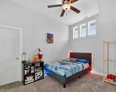 8700 Fairway Lane - Photo Thumbnail 29