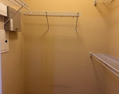 14250 W Wigwam Boulevard - Photo Thumbnail 7