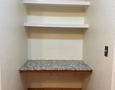 14250 W Wigwam Boulevard - Photo Thumbnail 5
