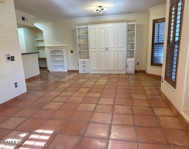 14250 W Wigwam Boulevard - Photo Thumbnail 2