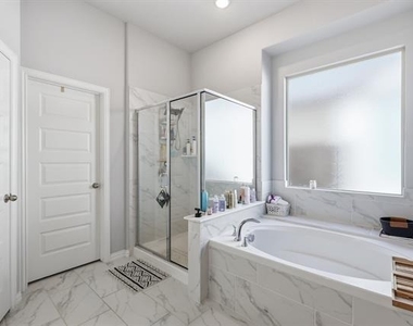 3006 Milton Drive - Photo Thumbnail 18