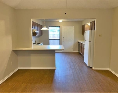8518 Holly Street - Photo Thumbnail 2