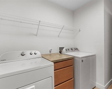 2031 Lake Trail Drive - Photo Thumbnail 21