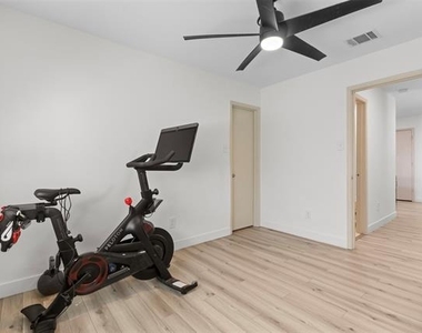 2031 Lake Trail Drive - Photo Thumbnail 6