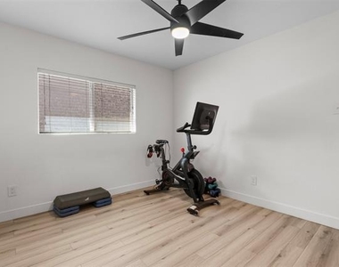 2031 Lake Trail Drive - Photo Thumbnail 5