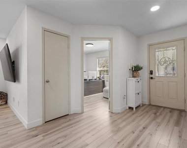 2031 Lake Trail Drive - Photo Thumbnail 3
