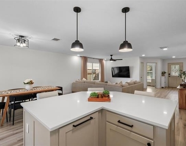 2031 Lake Trail Drive - Photo Thumbnail 20