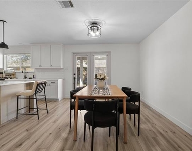 2031 Lake Trail Drive - Photo Thumbnail 12