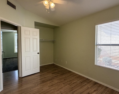 1381 S Yucca Place - Photo Thumbnail 11