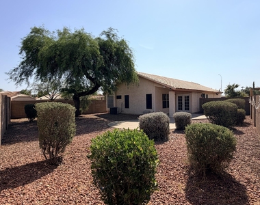 1381 S Yucca Place - Photo Thumbnail 17