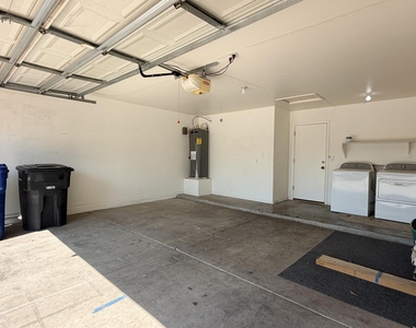 1381 S Yucca Place - Photo Thumbnail 16