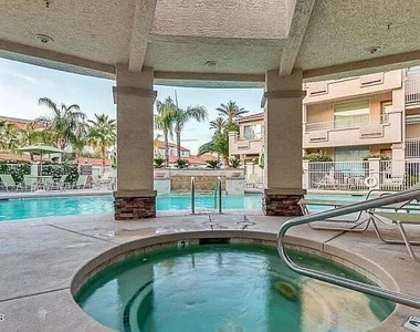 10080 E Mountainview Lake Drive - Photo Thumbnail 3