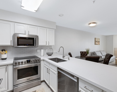 10080 E Mountainview Lake Drive - Photo Thumbnail 1