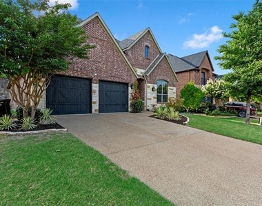 1213 Lewiston Drive - Photo Thumbnail 13