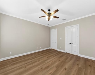 1213 Lewiston Drive - Photo Thumbnail 18