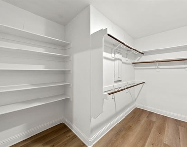 1213 Lewiston Drive - Photo Thumbnail 21