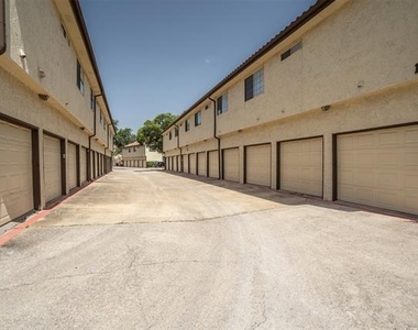 5590 Spring Valley - Photo Thumbnail 26
