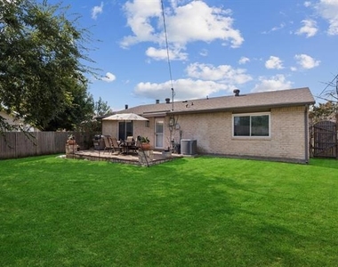 153 W Way Drive - Photo Thumbnail 17