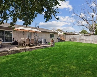 153 W Way Drive - Photo Thumbnail 16