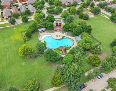 4200 Mesa Drive - Photo Thumbnail 12