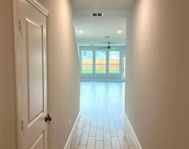 3010 Camilli Cove - Photo Thumbnail 1