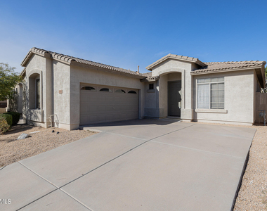 7312 E Mills Street - Photo Thumbnail 2