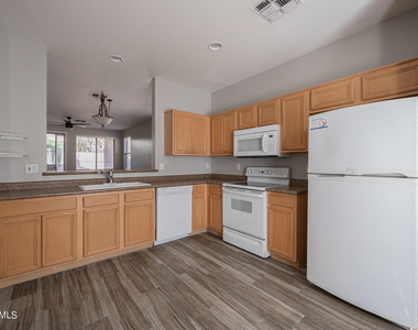 7312 E Mills Street - Photo Thumbnail 9