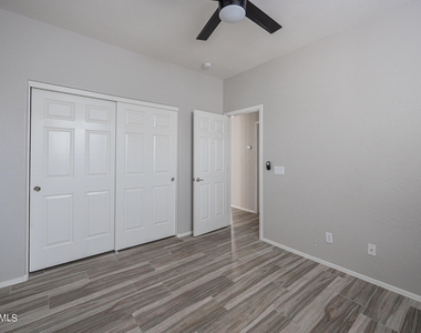 7312 E Mills Street - Photo Thumbnail 15