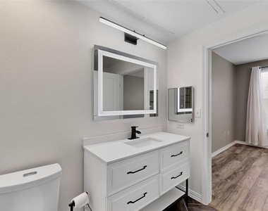 330 Las Colinas Boulevard E - Photo Thumbnail 17
