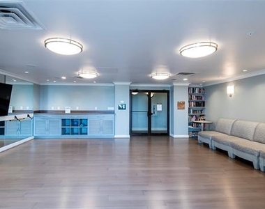 330 Las Colinas Boulevard E - Photo Thumbnail 25