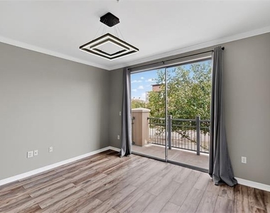 330 Las Colinas Boulevard E - Photo Thumbnail 1