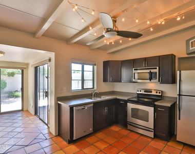 4243 E Campbell Avenue - Photo Thumbnail 14