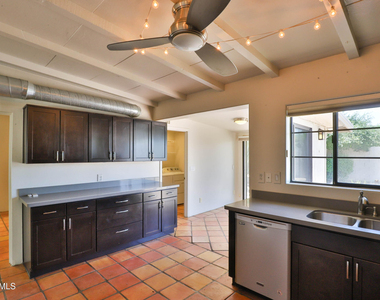 4243 E Campbell Avenue - Photo Thumbnail 16