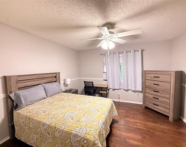 4209 Mulberry Drive - Photo Thumbnail 18
