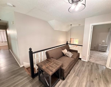 4209 Mulberry Drive - Photo Thumbnail 14