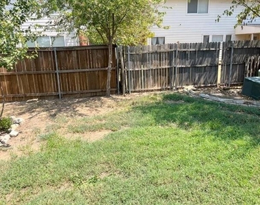 8055 Raleigh Drive - Photo Thumbnail 22