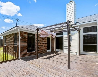 2621 Taylor Boulevard - Photo Thumbnail 21