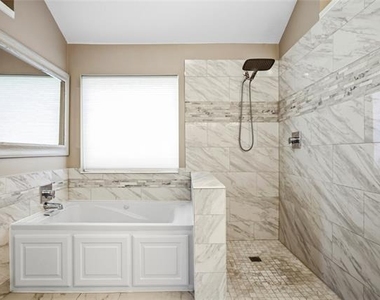 2621 Taylor Boulevard - Photo Thumbnail 6