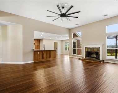 2621 Taylor Boulevard - Photo Thumbnail 2