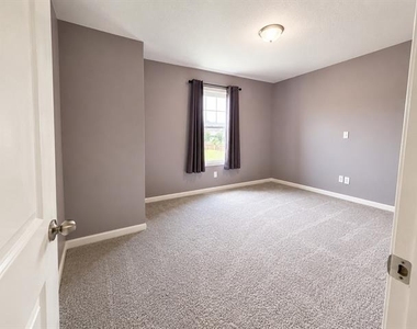 824 Juniper Street - Photo Thumbnail 20