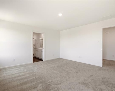 14126 Donahue Street - Photo Thumbnail 15