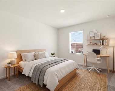 14126 Donahue Street - Photo Thumbnail 5
