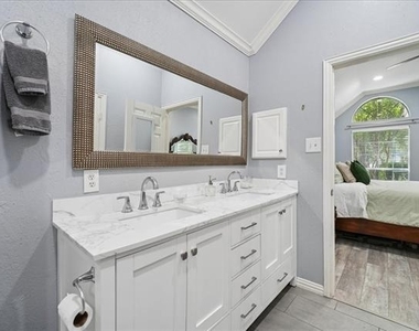 3173 Riverside Drive - Photo Thumbnail 18